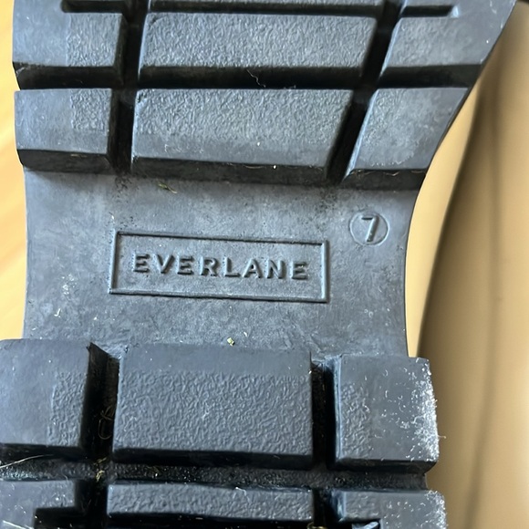 Everlane The Rain Boot in Stone | Size 7 - Picture 13 of 14